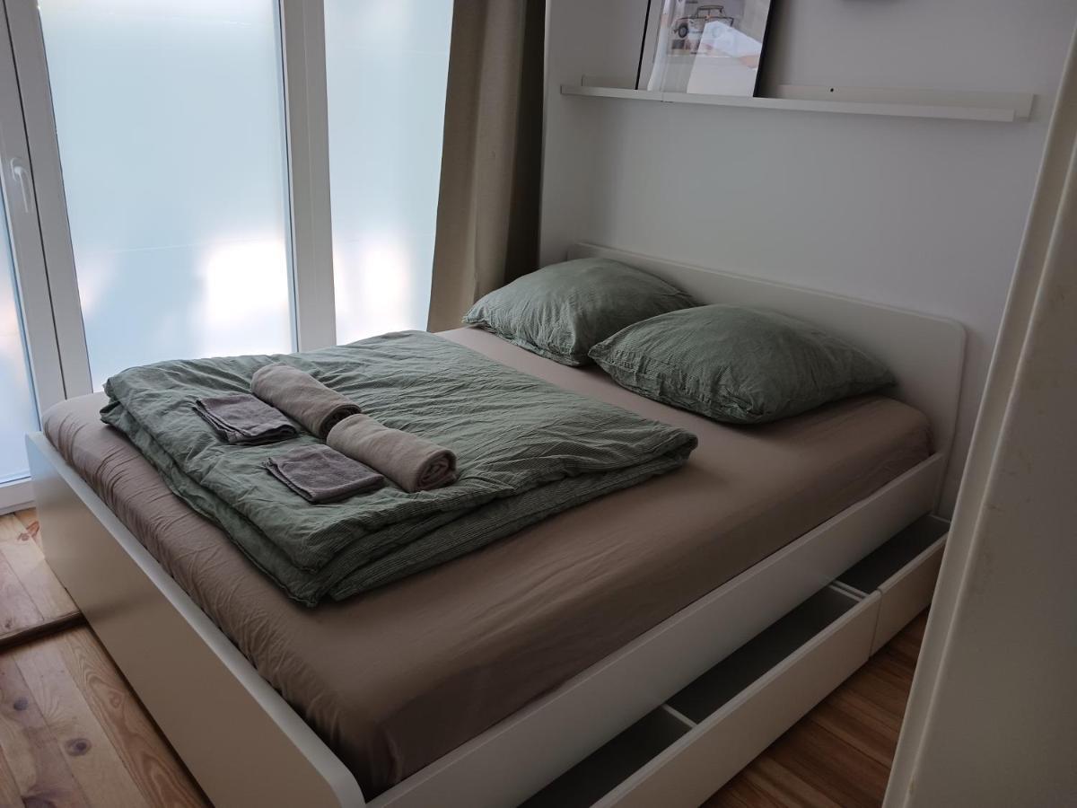 Squat Deluxe Berlin, The Hostel Экстерьер фото