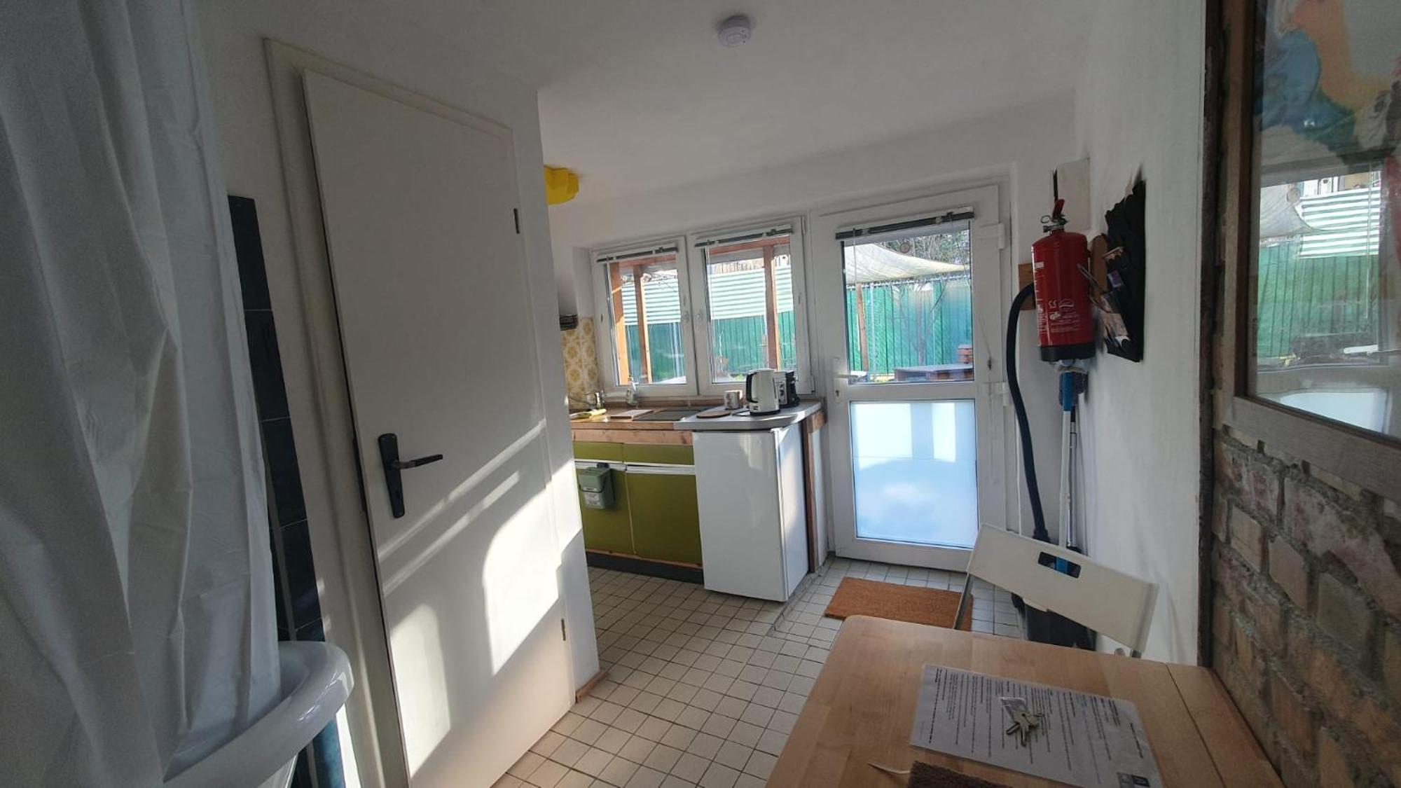 Squat Deluxe Berlin, The Hostel Экстерьер фото
